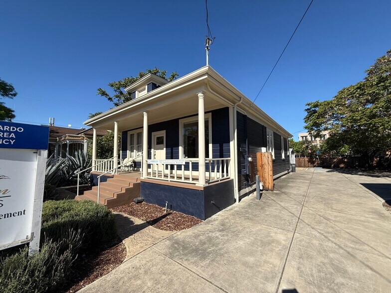 2426 2nd St, Livermore, CA à louer - Photo du bâtiment - Image 3 de 16