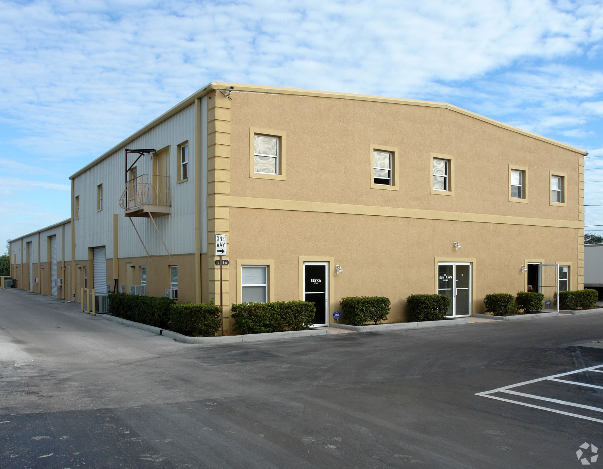 1014-1016 US Highway 19 N, Holiday, FL for lease Primary Photo- Image 1 of 9