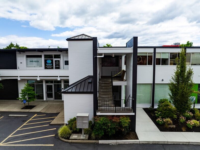 1445 Willamette St, Eugene, OR à louer - Photo du bâtiment - Image 3 de 17