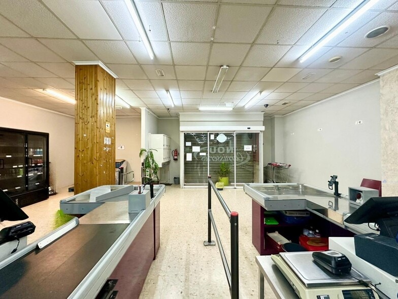 Carrer Reverendo Rafael Peris, 23, Carlet, Valencia for lease - Building Photo - Image 2 of 33