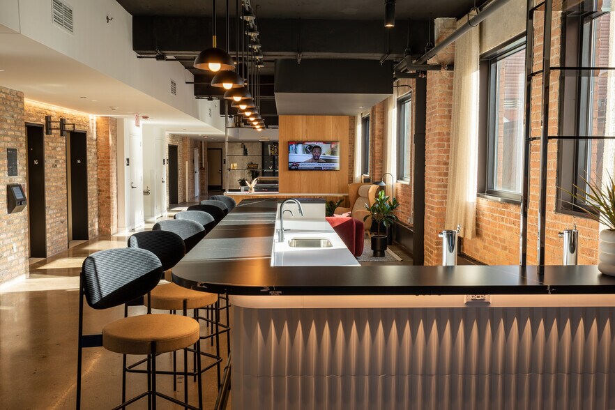 111 N Canal St, Chicago, IL à louer - Photo intérieure - Image 2 de 23