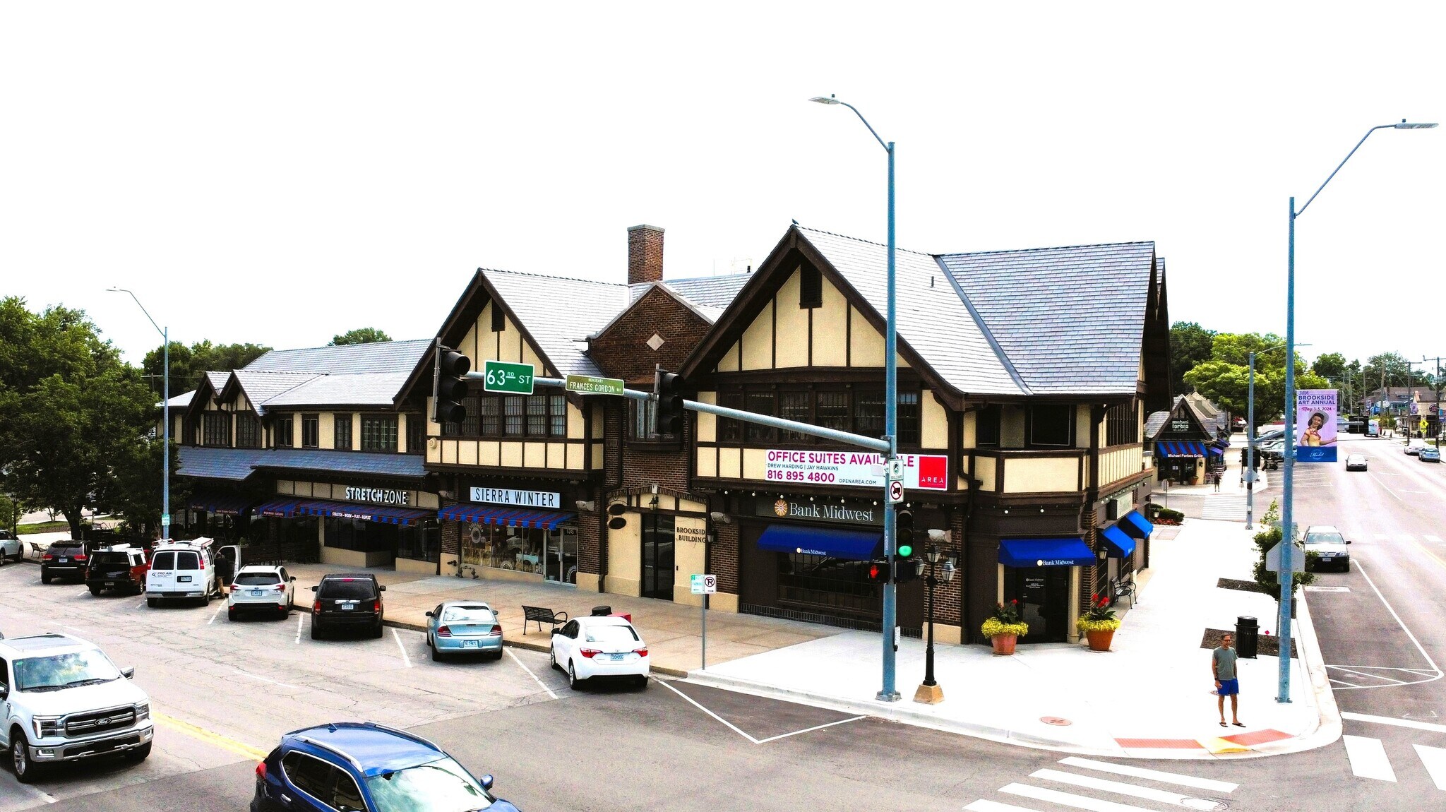 6225-6249 Brookside Blvd, Kansas City, MO à louer Photo du bâtiment- Image 1 de 8