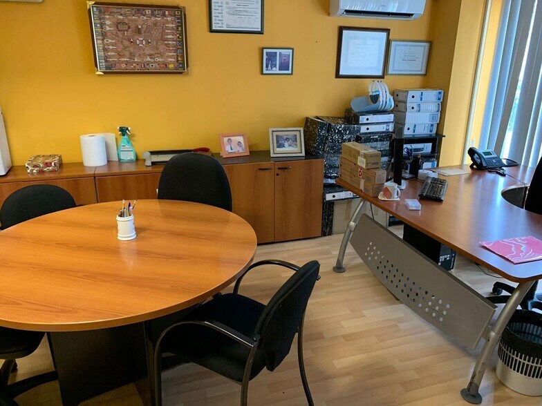Office in Vigo, Pontevedra for sale - Interior Photo - Image 3 of 11
