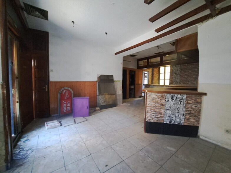 Commerce de détail dans Ávila, Ávila à louer - Photo intérieure - Image 2 de 3