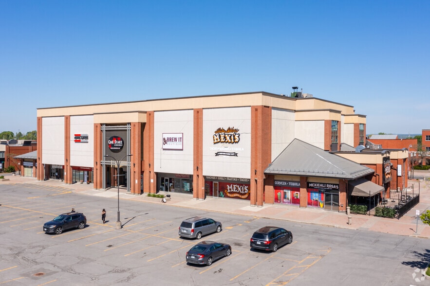 250 Centrum Blvd, Ottawa, ON for sale - Primary Photo - Image 1 of 1