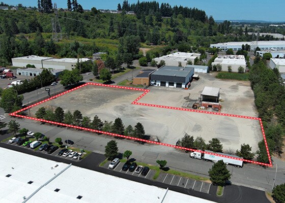 2702 W Valley Hwy N, Auburn, WA for lease Primary Photo- Image 1 of 3