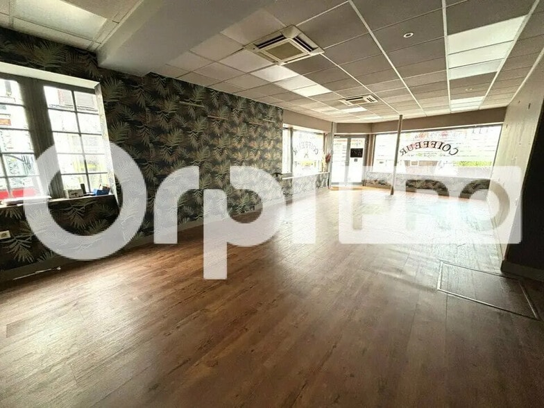 Flex in Beauvais for sale - Interior Photo - Image 2 of 7