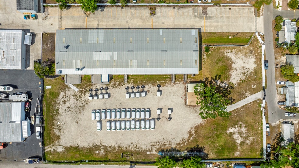 4414 28th St, Bradenton, FL for lease - Building Photo - Image 2 of 6