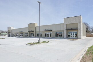 Plus de détails pour 900 Meriweather St, Okmulgee, OK - Bureau à louer