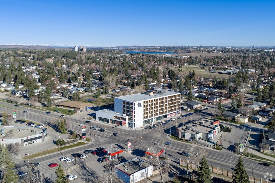 9999 Elbow Dr, Calgary, AB à louer - Photo du bâtiment - Image 2 de 3