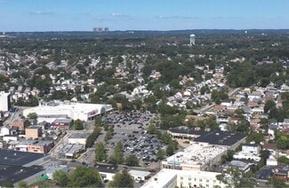 Plus de détails pour 201-231 W Merrick Rd, Valley Stream, NY - Commerce de détail à louer