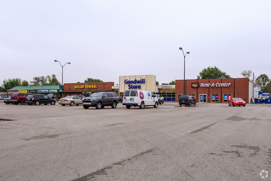 1921-1957 E Wabash St, Frankfort, IN for lease - Primary Photo - Image 1 of 6