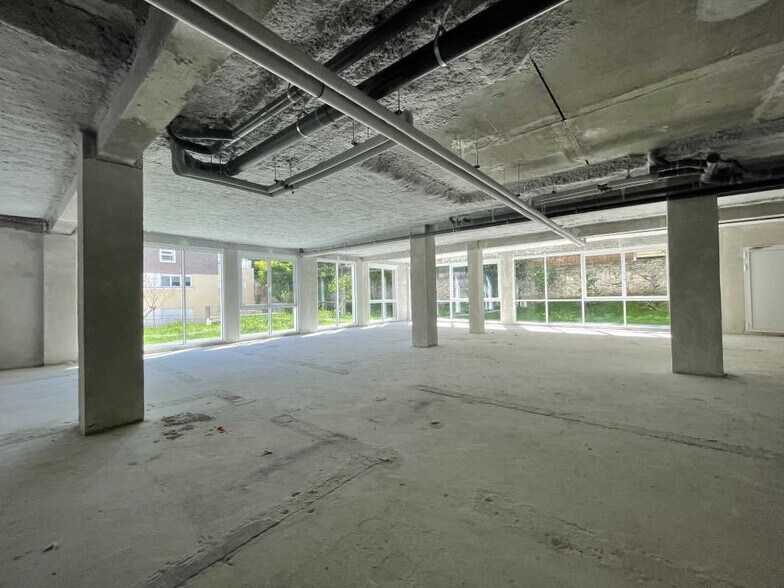 Flex in Ivry-sur-Seine for sale - Interior Photo - Image 2 of 8
