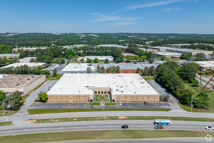 5255 Fulton Industrial Blvd SW, Atlanta, GA à vendre - Aérien - Image 2 de 6