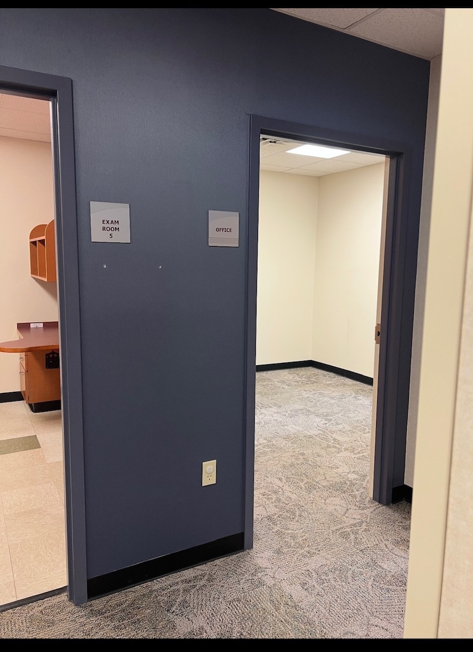 477 McLaws Cir, Williamsburg, VA for lease Interior Photo- Image 1 of 5