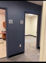 477 McLaws Cir, Williamsburg, VA for lease Interior Photo- Image 1 of 5