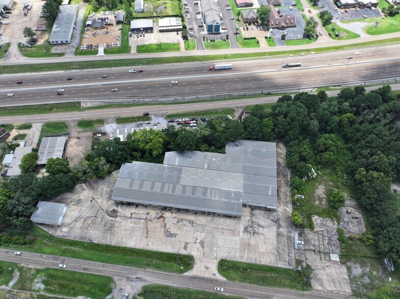 5650 Terry Rd, Byram, MS à louer - Photo du bâtiment - Image 2 de 5