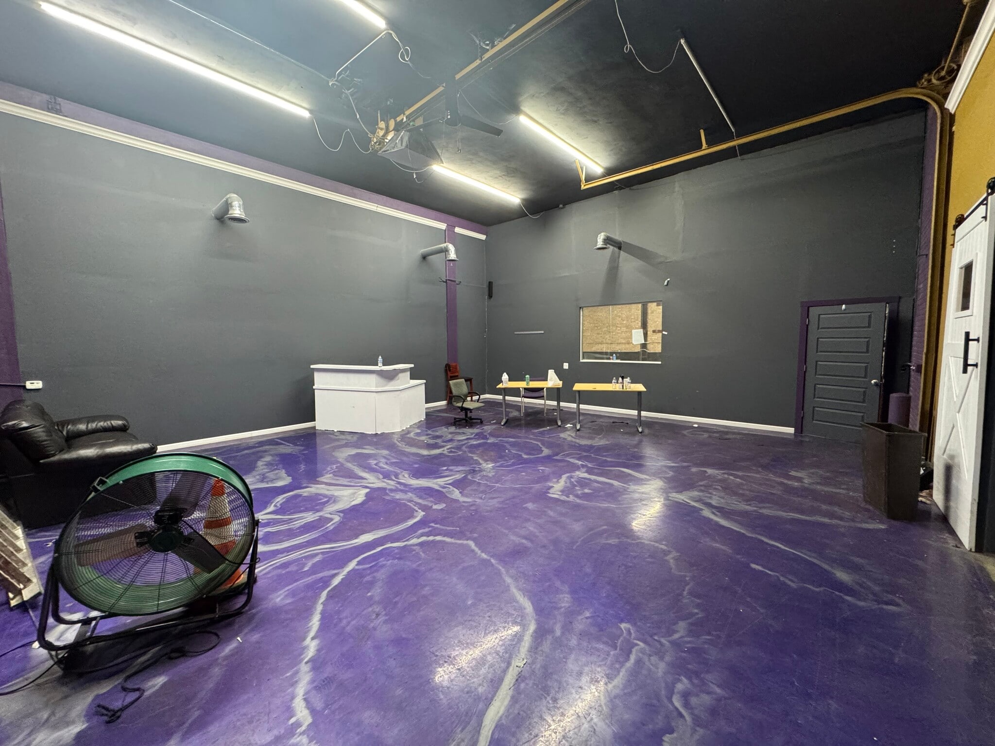 140 W 62nd, Chicago, IL for lease Interior Photo- Image 1 of 13