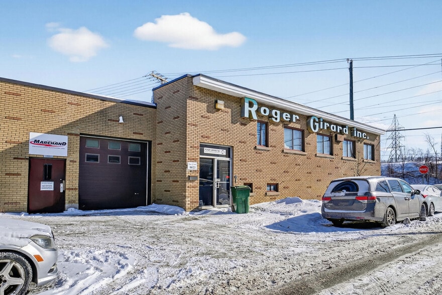 10123 Av De L'hôtel-De-Ville, Montréal, QC for lease - Building Photo - Image 3 of 8