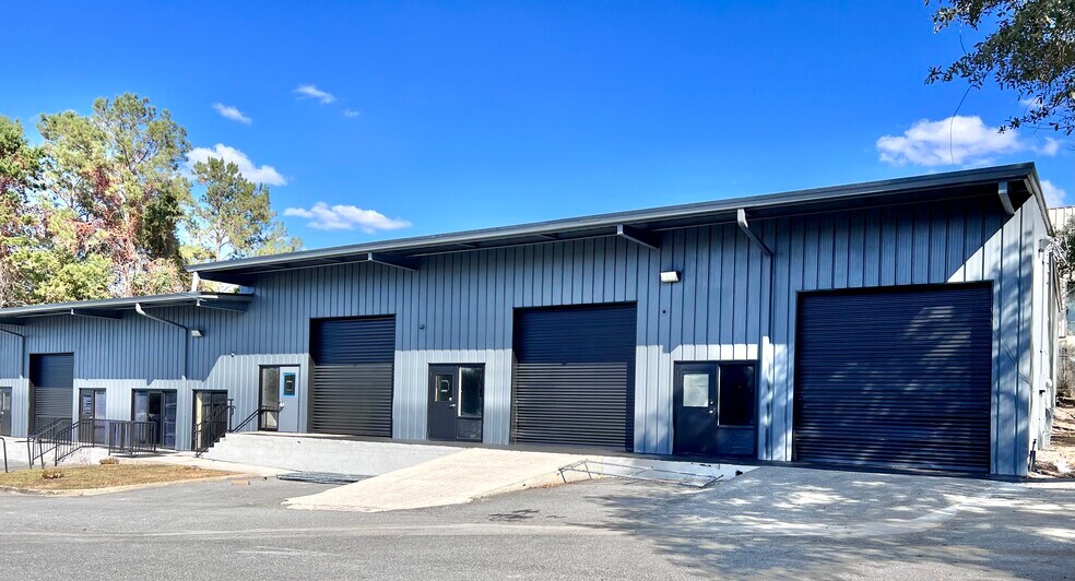 2819 Industrial Plaza Dr, Tallahassee, FL à louer - Photo du bâtiment - Image 1 de 8