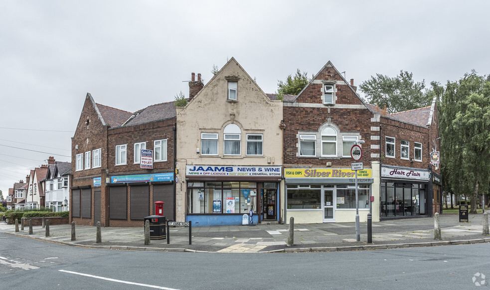 35-37 Eastham Village Rd, Wirral for lease - Building Photo - Image 2 of 3