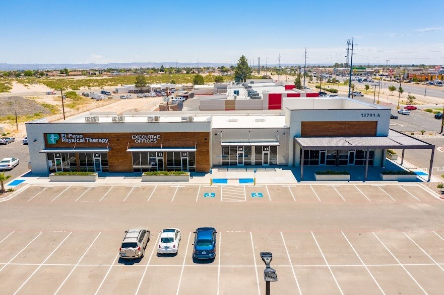 13791 Horizon Blvd, Horizon City, TX à louer Photo du bâtiment- Image 1 de 28