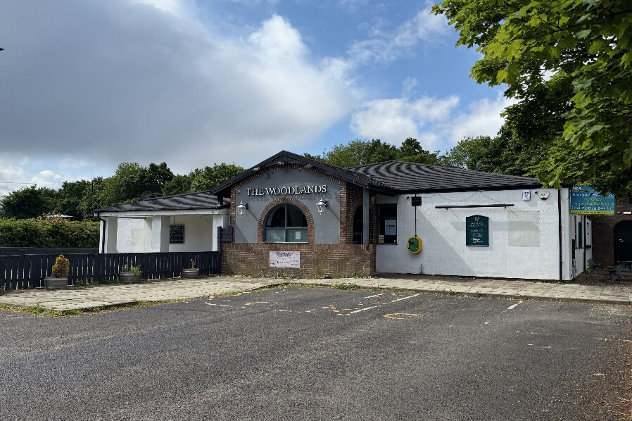 Woodlands, Washington for sale Primary Photo- Image 1 of 2