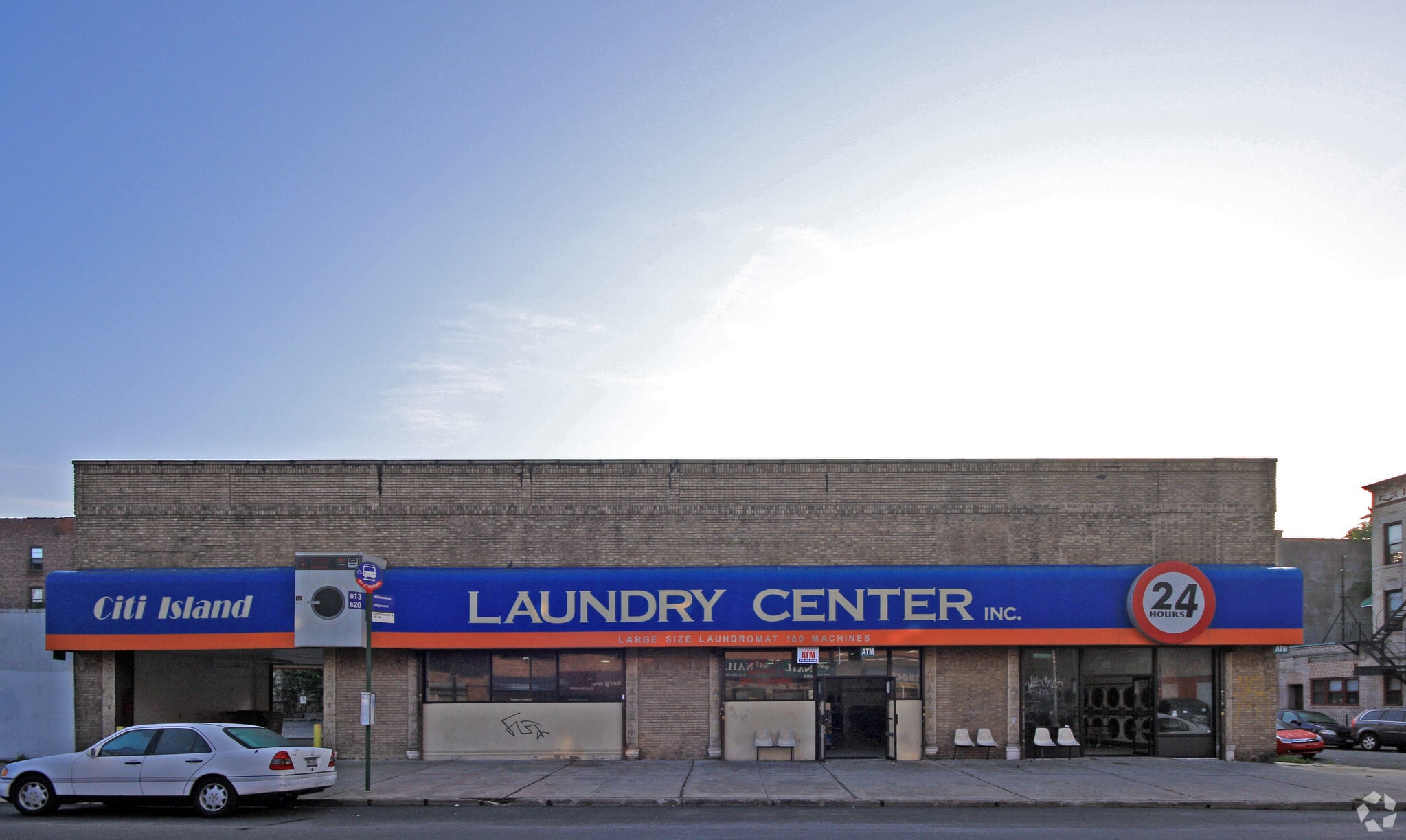 69-19 Fresh Pond Rd, Flushing, NY for lease Primary Photo- Image 1 of 9
