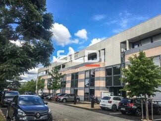 Plus de détails pour 6 Rue De Bretagne, Saint-Quentin-Fallavier - Bureau à louer