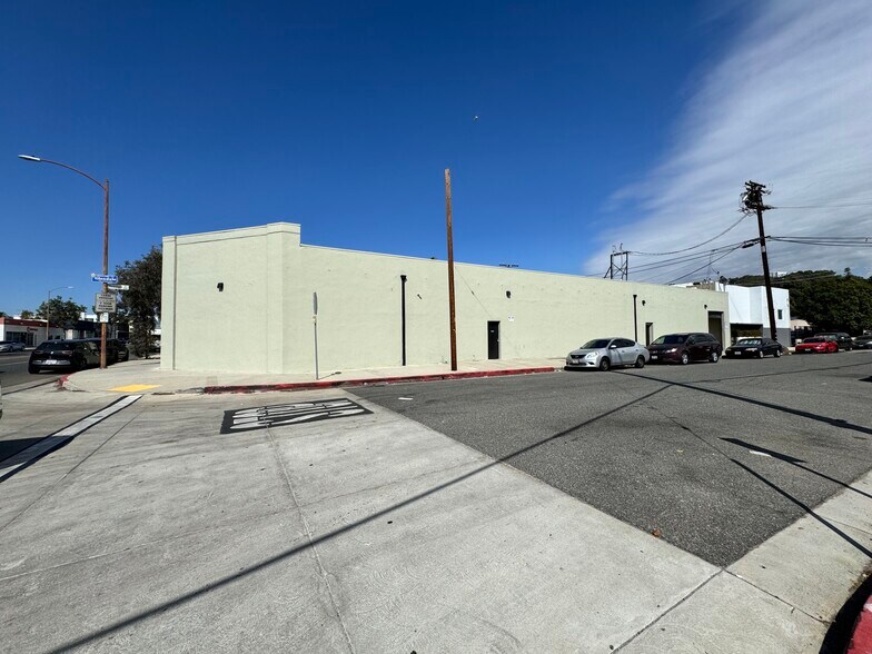 3608-3610 San Fernando Rd, Glendale, CA à louer - Photo du bâtiment - Image 3 de 7