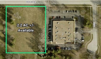 Plus de détails pour 1300 Woodland Ave, West Des Moines, IA - Terrain à vendre