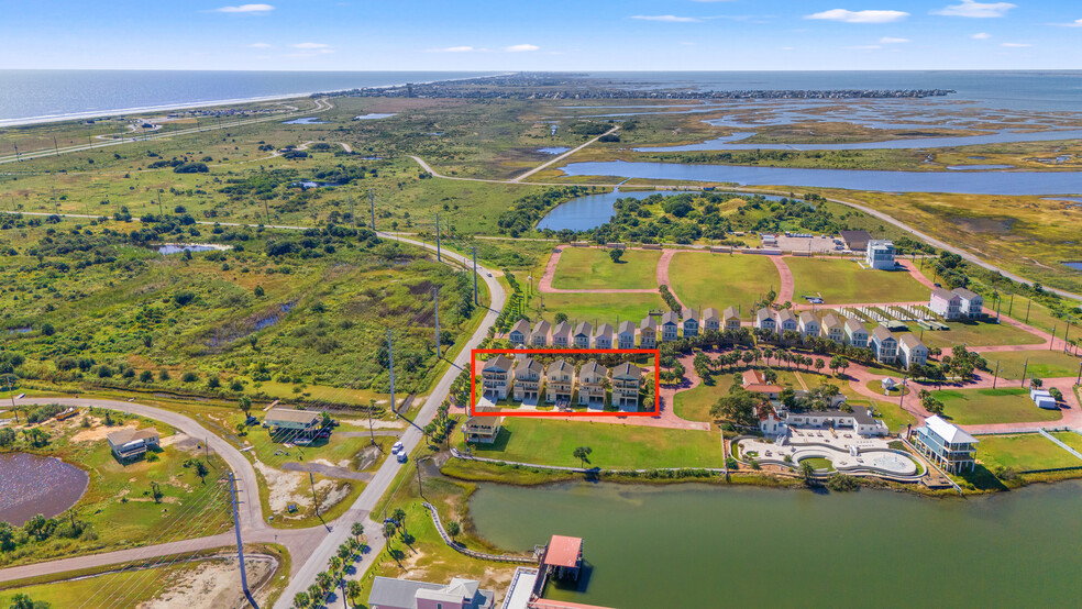 Galveston-New Build portfolio of 5 properties for sale on LoopNet.ca - Aerial - Image 3 of 15