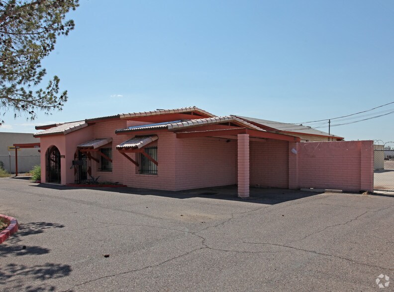4106 S 7th St, Phoenix, AZ à louer - Photo du bâtiment - Image 2 de 3