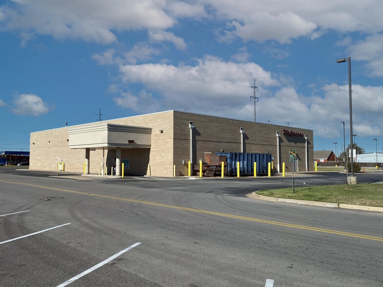 6000 S Pennsylvania Ave, Oklahoma City, OK for lease - Building Photo - Image 3 of 4