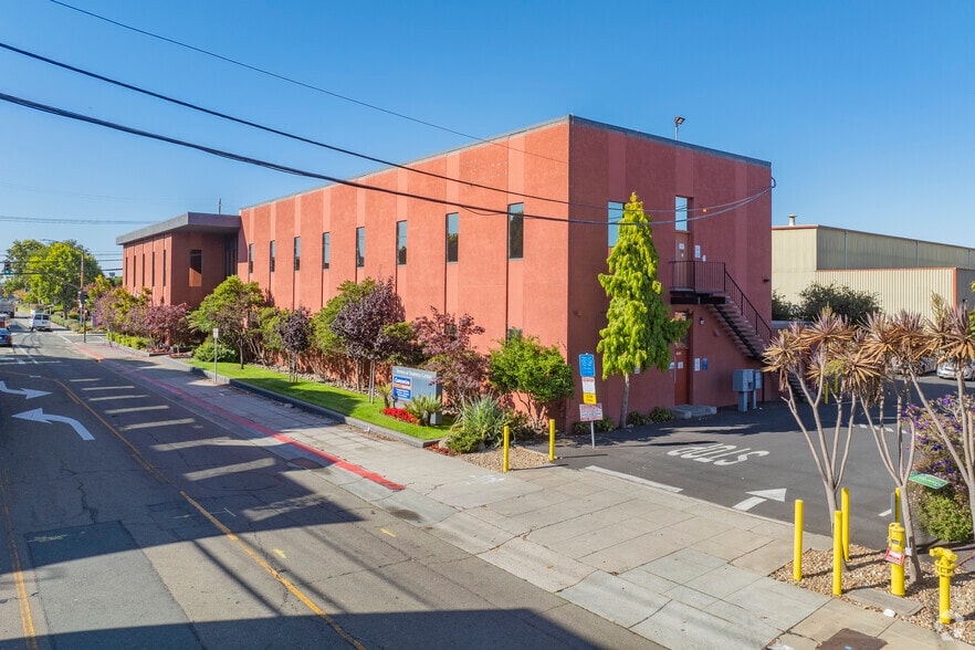 2830-2850 7th St, Berkeley, CA for lease - Building Photo - Image 3 of 28