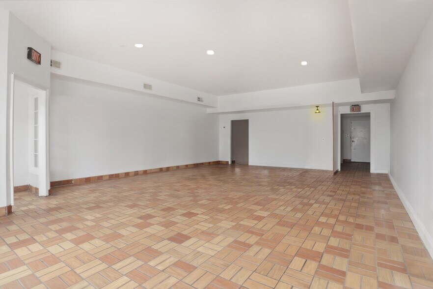 621-625 S Washington St, Alexandria, VA à vendre - Photo du bâtiment - Image 2 de 8