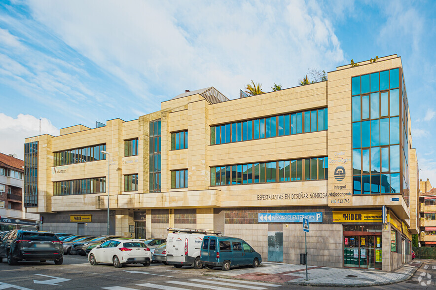 Calle Puerto de los Leones, 2, Majadahonda, Madrid à vendre - Photo principale - Image 1 de 4