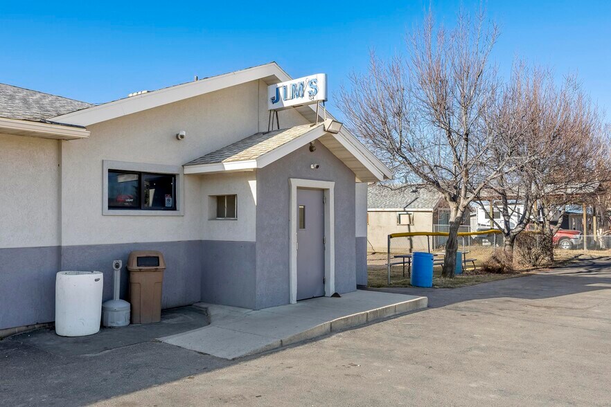 2740 Elm St, Butte, MT à vendre - Photo du bâtiment - Image 3 de 28