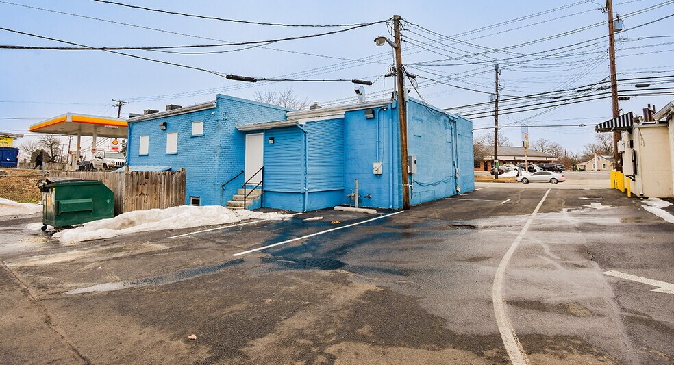 7509 Allentown Rd, Fort Washington, MD à louer - Photo du bâtiment - Image 3 de 3