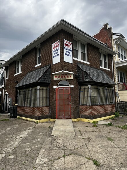 1100 4th St NE, Washington, DC for sale - Building Photo - Image 1 of 1