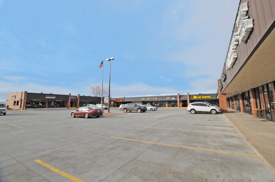 10401-10465 S Parker Rd, Parker, CO à louer - Photo principale - Image 1 de 4
