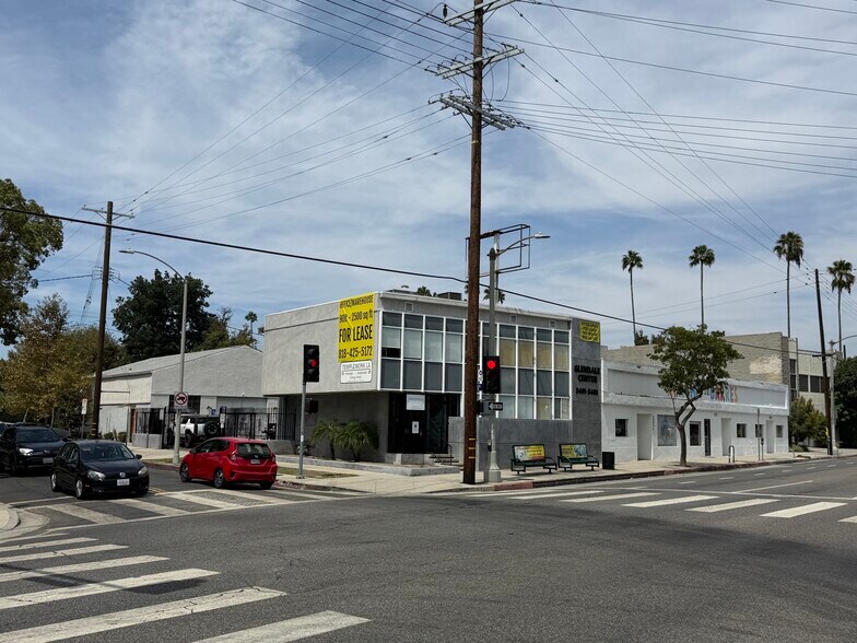 3405-3409 Glendale Blvd, Los Angeles, CA à louer - Photo du bâtiment - Image 1 de 2