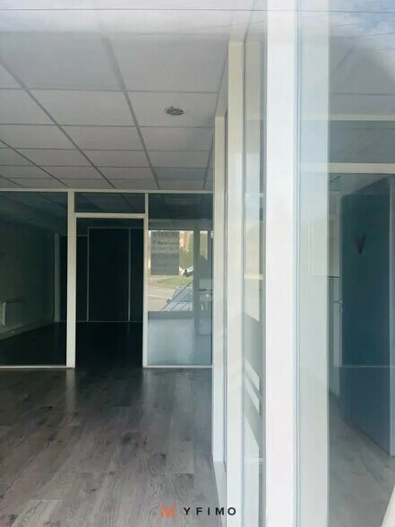 Office in Maule for sale - Interior Photo - Image 2 of 4