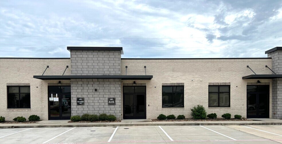 202 Industrial Blvd, Sugar Land, TX à vendre - Photo du bâtiment - Image 1 de 12