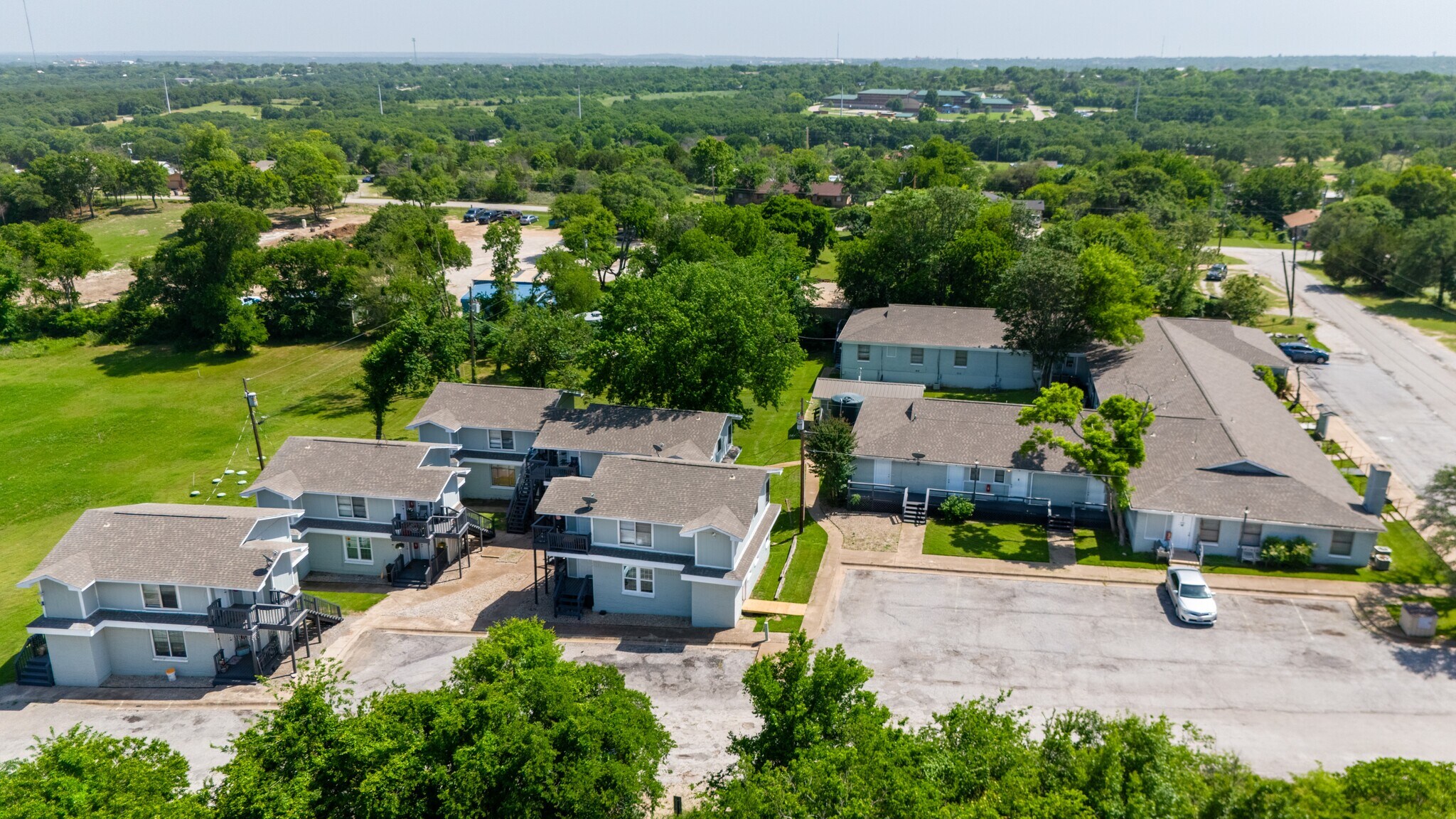 2216 Marilyn St, Weatherford, TX à vendre Photo du bâtiment- Image 1 de 18