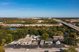 209-223 S Lincolnway, North Aurora, IL - Aérien  Vue de la carte