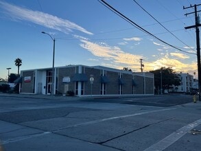 905 S A St, Oxnard, CA à louer Photo du bâtiment- Image 1 de 5