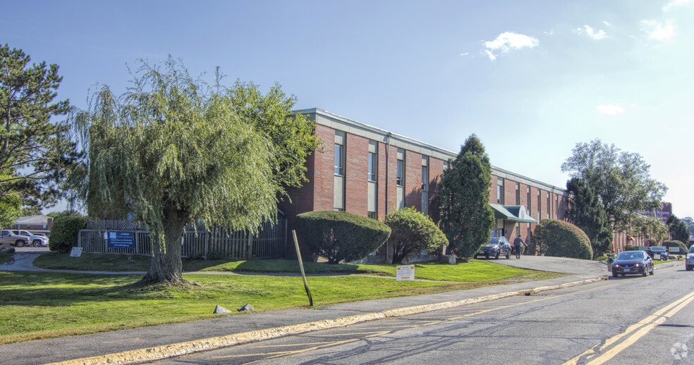 607 North Ave, Wakefield, MA for lease - Primary Photo - Image 1 of 24