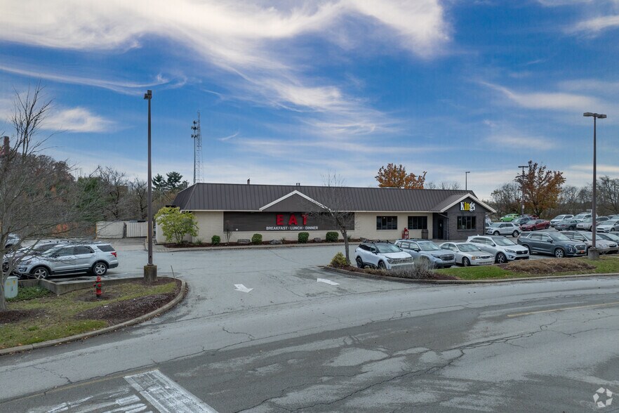 16 Hilltop Plz, Kittanning, PA à vendre - Photo principale - Image 1 de 4