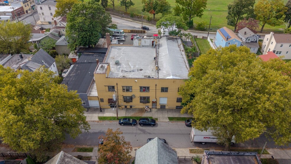 458 10th Ave, Mount Vernon, NY for sale - Building Photo - Image 1 of 6